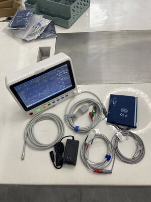 Tragbarer 10-Zoll-Ambulanz-Stations-Medizin-EKG-Monitor Multi-Parameter-Intensivpflege-Tragbarer Herzmonitor