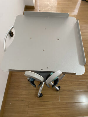 Moderne Design-Metall-Patient-Monitor-Trolley mit OEM-Service für Krankenhaus-Medizinkorb