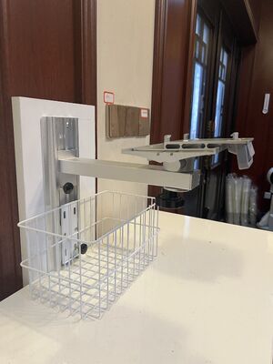 Höhenverstellbare Metallwandhalterung für Patientenmonitor-Hilfsarm in der Krankenhausstation